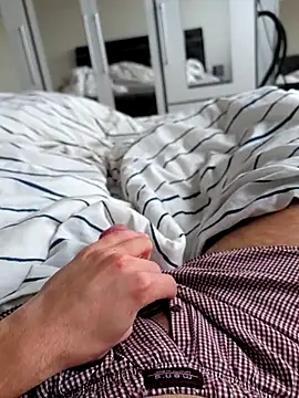 Snapshot of jungerbummser23 chatting on January 14, 2026, 8:29 am jungerbummser23 online show from January 14, 2026, 8:29 am