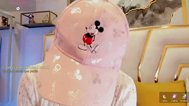 HannaPetit online show from March 21, 2026, 9:08 pm