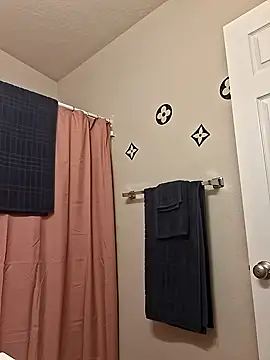 Snapshot of bootiebby chatting on October 9, 2025, 1:39 am bootiebby online show from October 9, 2025, 1:39 am