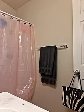 Snapshot of bootiebby chatting on September 16, 2025, 6:42 pm bootiebby online show from September 16, 2025, 6:42 pm