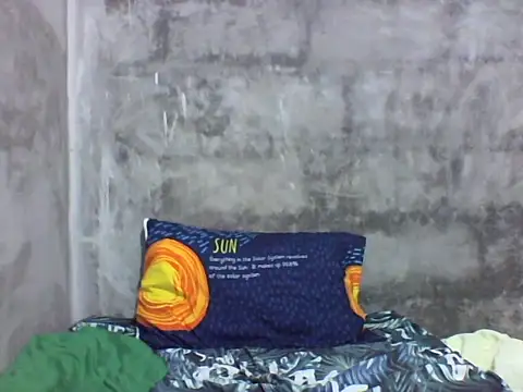 Snapshot of big_tits24 chatting on February 16, 2026, 8:40 pm big tits24 online show from February 16, 2026, 8:40 pm