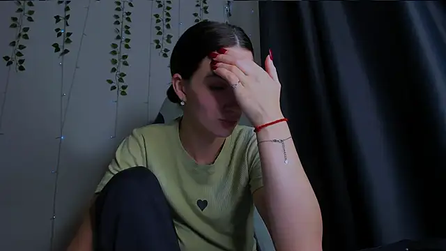 KarlaSim online show from November 7, 2025, 10:13 pm