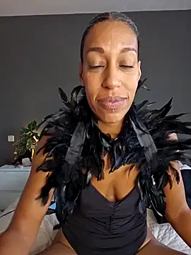 Goldenlace online show from October 30, 2025, 1:31 pm