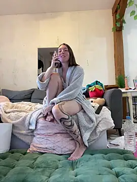 Daisy Michto Officiel online show from January 23, 2025, 4:26 pm