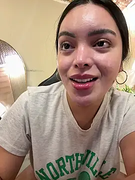 HotstuffCherrySummer online show from January 15, 2026, 9:12 am