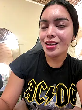 Snapshot of HotstuffCherrySummer chatting on November 17, 2025, 8:18 am HotstuffCherrySummer online show from November 17, 2025, 8:18 am