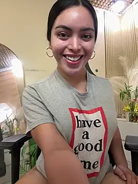 HotstuffCherrySummer online show from February 19, 2026, 9:28 am