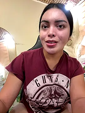 Snapshot of HotstuffCherrySummer chatting on November 22, 2025, 8:13 am HotstuffCherrySummer online show from November 22, 2025, 8:13 am