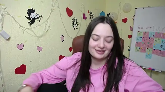 Snapshot of MilanaPrice chatting on March 4, 2025, 1:01 am MilanaPrice online show from March 4, 2025, 1:01 am