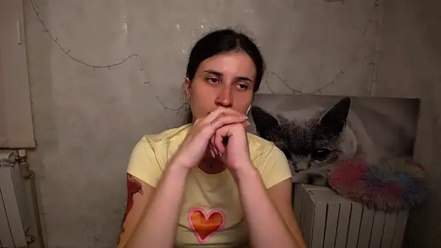 Snapshot of MaryEm976 chatting on May 22, 2026, 9:07 am MaryEm976 online show from May 22, 2026, 9:07 am