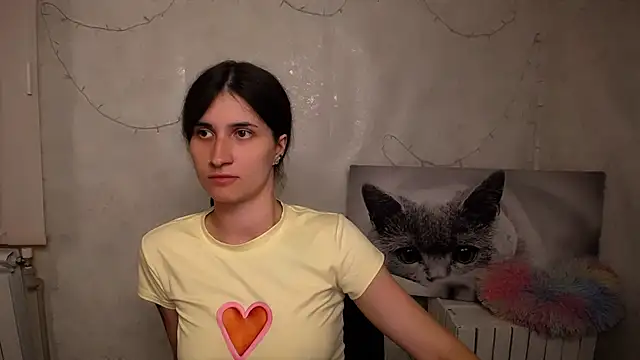 Snapshot of MaryEm976 chatting on May 21, 2026, 8:12 am MaryEm976 online show from May 21, 2026, 8:12 am