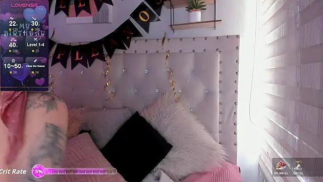 Snapshot of Atenea_Klett_ chatting on December 21, 2025, 2:08 pm Atenea Klett online show from December 21, 2025, 2:08 pm