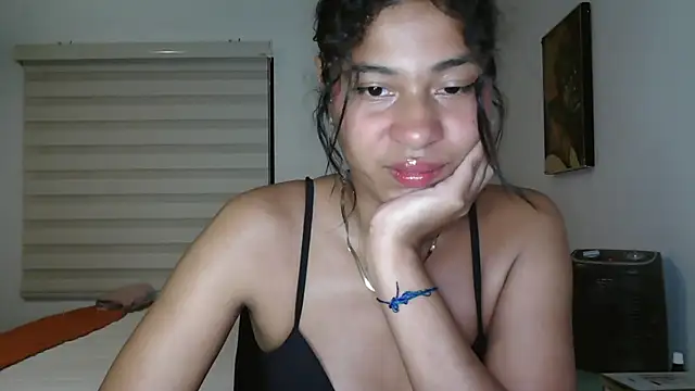 dark enchantress  online show from June 30, 2026, 12:32 am