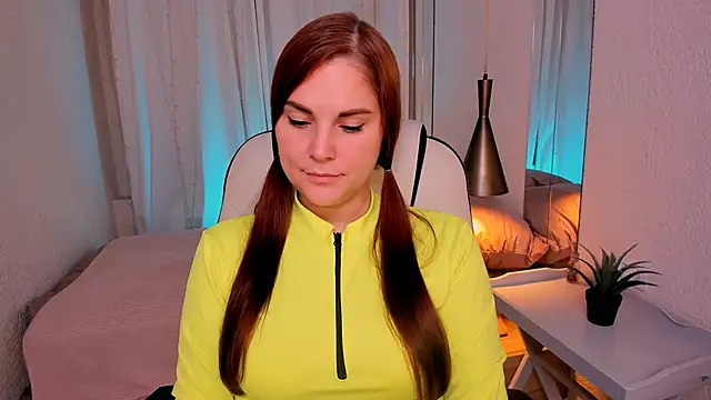 Ellis Foxy online show from February 1, 2025, 8:47 pm