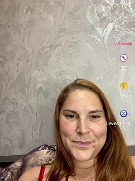 Snapshot of Ellis_Foxy chatting on July 9, 2026, 8:41 pm Ellis Foxy online show from July 9, 2026, 8:41 pm