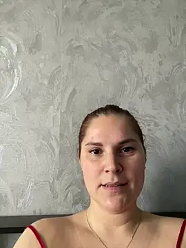 Snapshot of Ellis_Foxy chatting on April 29, 2026, 8:40 am Ellis Foxy online show from April 29, 2026, 8:40 am