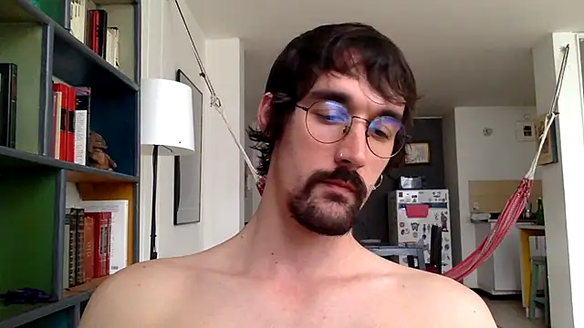 Snapshot of fazzbinderr chatting on December 3, 2025, 9:36 pm fazzbinderr online show from December 3, 2025, 9:36 pm