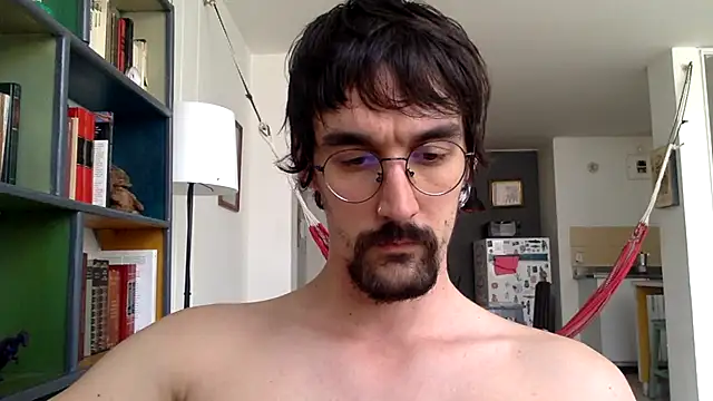 Snapshot of fazzbinderr chatting on November 6, 2025, 9:52 pm fazzbinderr online show from November 6, 2025, 9:52 pm