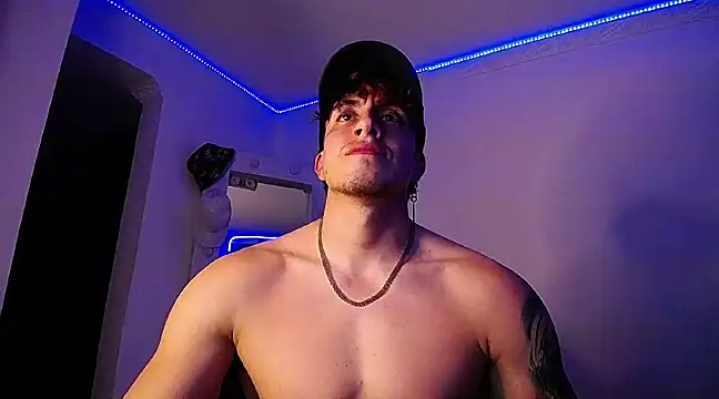 strongboy  online show from December 28, 2024, 4:30 am