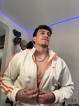 strongboy  online show from February 17, 2026, 5:54 pm