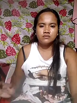 Sexiest quen online show from December 14, 2025, 1:28 pm