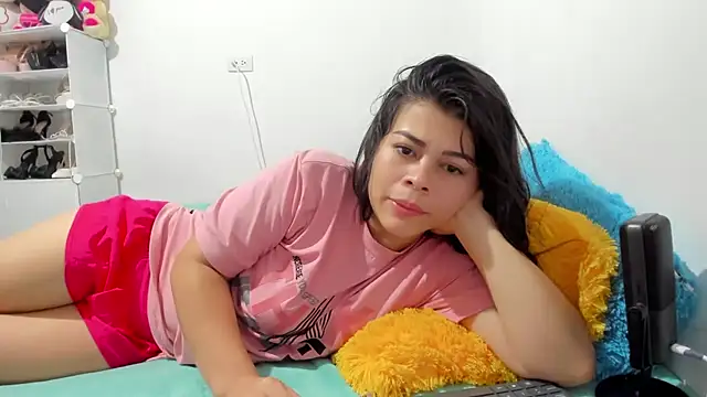 Snapshot of sweetnia chatting on October 7, 2025, 4:30 pm sweetnia online show from October 7, 2025, 4:30 pm