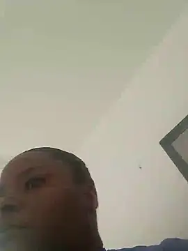 Snapshot of bigtitssxx chatting on July 14, 2026, 8:04 pm bigtitssxx online show from July 14, 2026, 8:04 pm