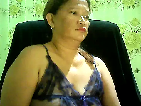 Snapshot of hott_scarlett chatting on February 10, 2026, 12:09 am hott scarlett online show from February 10, 2026, 12:09 am