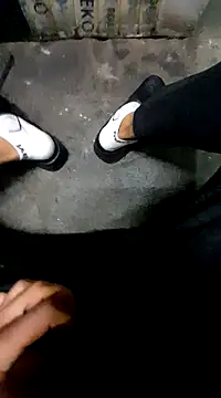 Snapshot of By_izmirli3535 chatting on December 29, 2024, 1:49 pm By izmirli3535 online show from December 29, 2024, 1:49 pm