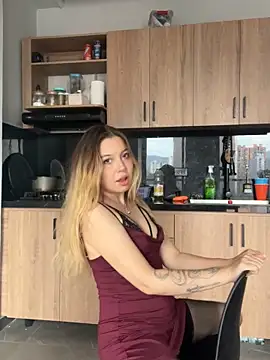 Snapshot of Darling_XXX chatting on March 1, 2025, 9:15 pm Darling XXX online show from March 1, 2025, 9:15 pm