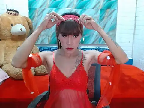 xxSexyBitch69xx online show from November 13, 2025, 9:24 am