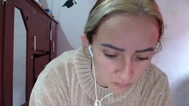 DeepAnal07 online show from March 13, 2026, 4:23 pm