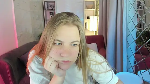 JadeSoft online show from September 17, 2025, 8:55 pm