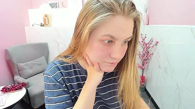 JadeSoft online show from March 22, 2025, 9:31 pm