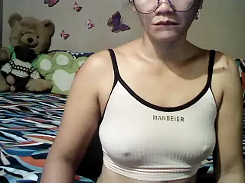 Snapshot of Mia_Rein chatting on September 23, 2025, 1:56 am Mia Rein online show from September 23, 2025, 1:56 am