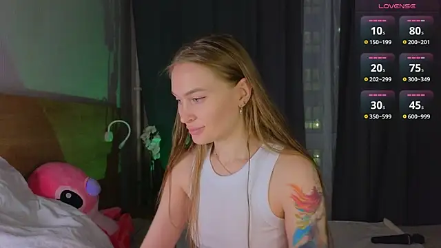 Snapshot of Russian_sexy_girl1 chatting on March 13, 2025, 3:11 am Russian sexy girl1 online show from March 13, 2025, 3:11 am