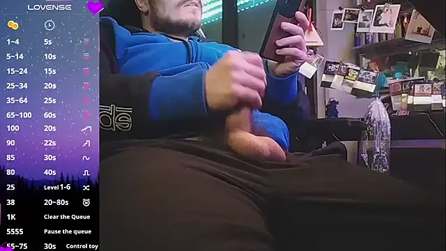 Purple Flamingo online show from April 7, 2026, 3:58 pm