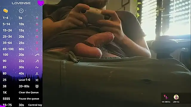 Purple Flamingo online show from April 20, 2026, 1:24 pm