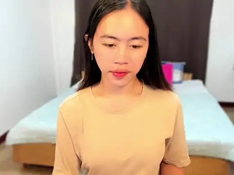 Emma Jones88 online show from September 17, 2025, 5:26 pm