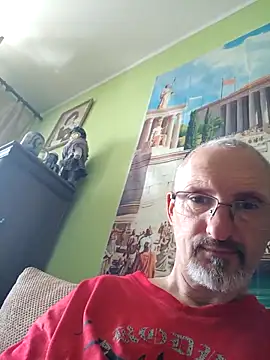 Snapshot of vena4 chatting on May 8, 2026, 8:40 am vena4 online show from May 8, 2026, 8:40 am