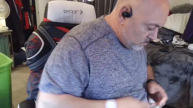 Drake DVamp online show from March 22, 2025, 3:30 am