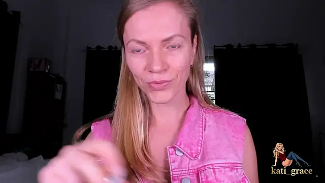 Snapshot of murmur_kati_ chatting on May 27, 2026, 9:27 am murmur kati online show from May 27, 2026, 9:27 am