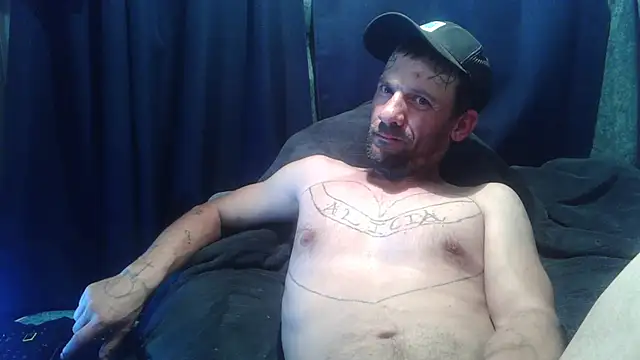 Snapshot of goodick4u28 chatting on March 1, 2026, 6:13 am goodick4u28 online show from March 1, 2026, 6:13 am