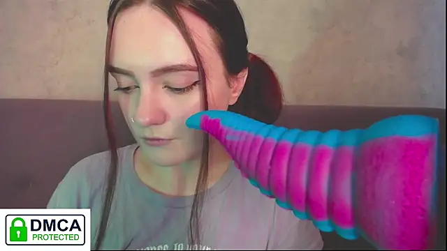 Snapshot of Alyssa___Scarlet chatting on December 28, 2024, 4:51 am Alyssa Scarlet online show from December 28, 2024, 4:51 am