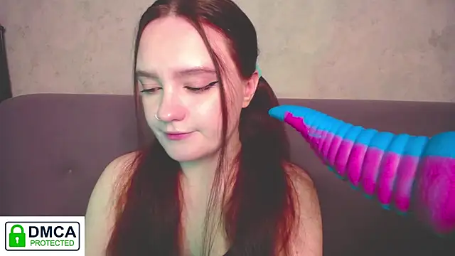 Alyssa   Scarlet online show from November 24, 2025, 2:33 am