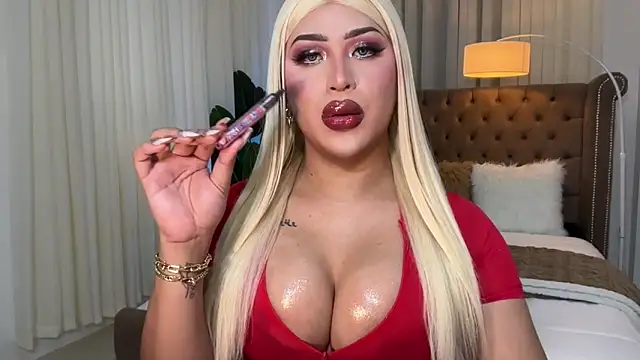 Your Majesty Tyra online show from March 5, 2025, 5:29 am