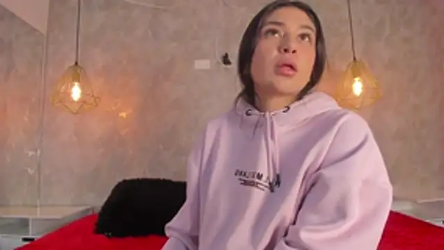 dayra angels online show from February 9, 2026, 7:12 pm