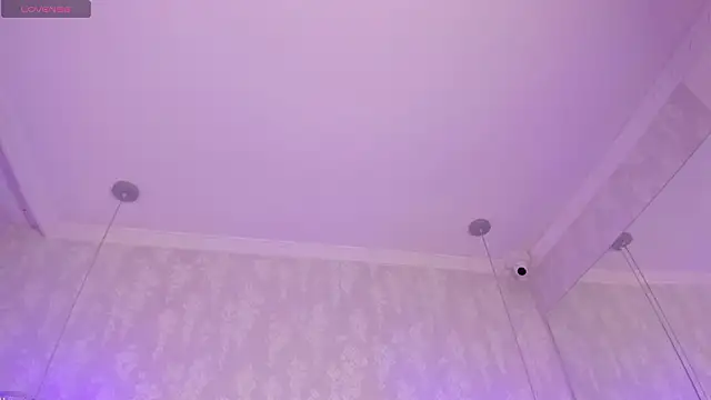 dayra angels online show from February 13, 2026, 10:10 pm