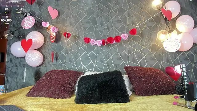 dayra angels online show from February 19, 2026, 8:17 pm