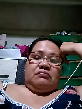 Chubbysweetmom online show from October 3, 2025, 12:28 pm